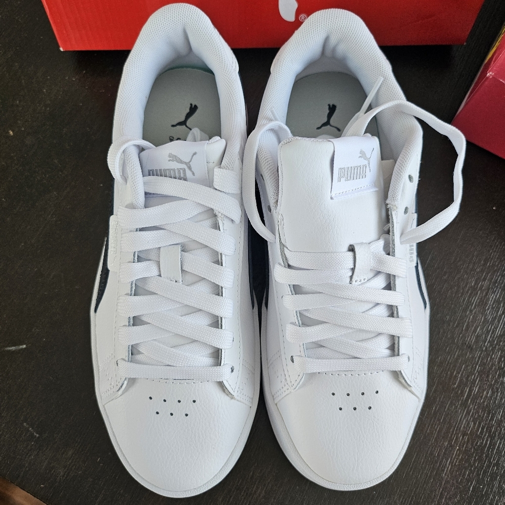 Puma Black and White Sneakers Sleek Minimalist Design